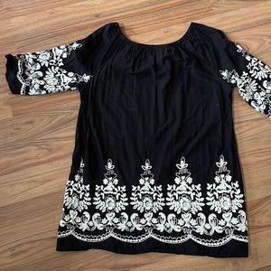 Black embroidered dress. Size XL